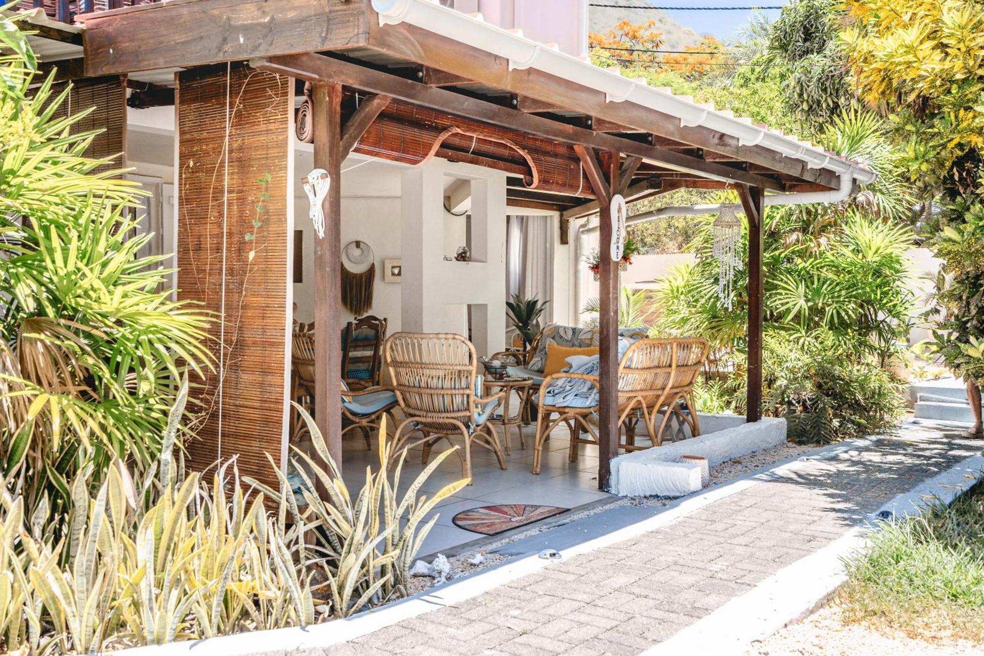 Lakaz Del Sol - Modern And Elegant Apartments With Luxurious Garden, Pool And Barbecue Area - Tourism Permit Certified Tamarin Exterior foto