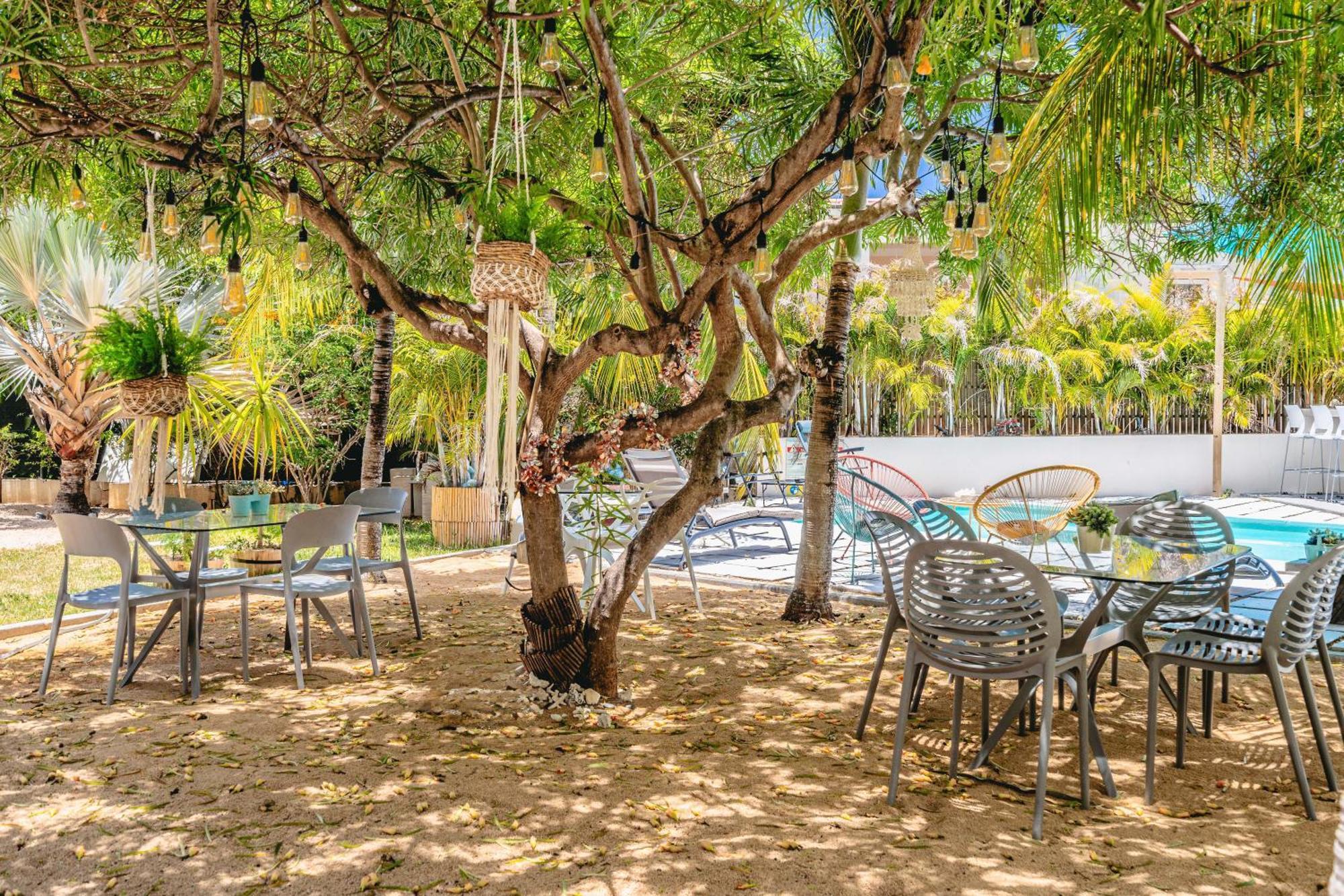 Lakaz Del Sol - Modern And Elegant Apartments With Luxurious Garden, Pool And Barbecue Area - Tourism Permit Certified Tamarin Exterior foto