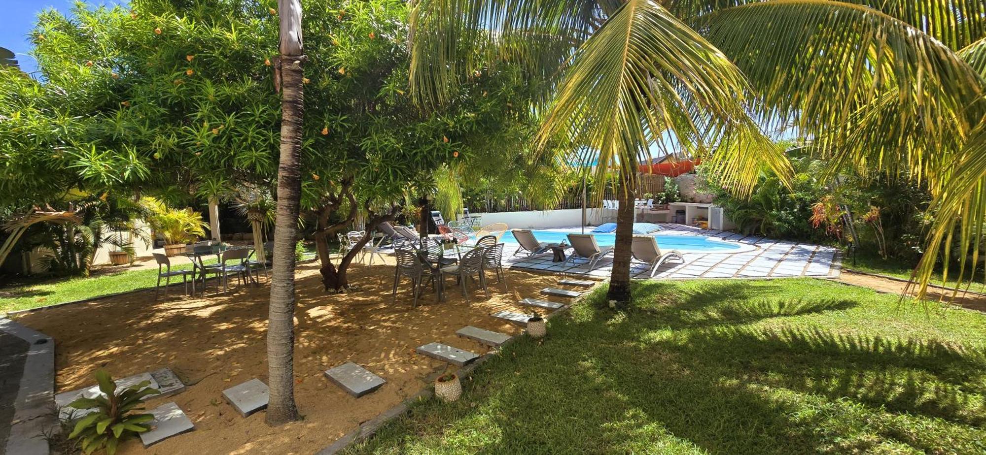 Lakaz Del Sol - Modern And Elegant Apartments With Luxurious Garden, Pool And Barbecue Area - Tourism Permit Certified Tamarin Exterior foto