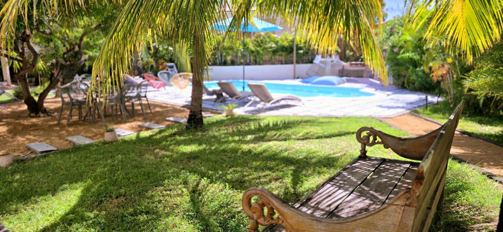 Lakaz Del Sol - Modern And Elegant Apartments With Luxurious Garden, Pool And Barbecue Area - Tourism Permit Certified Tamarin Exterior foto